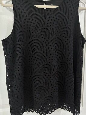 Worthington Black Sleeveless Eyelet Top